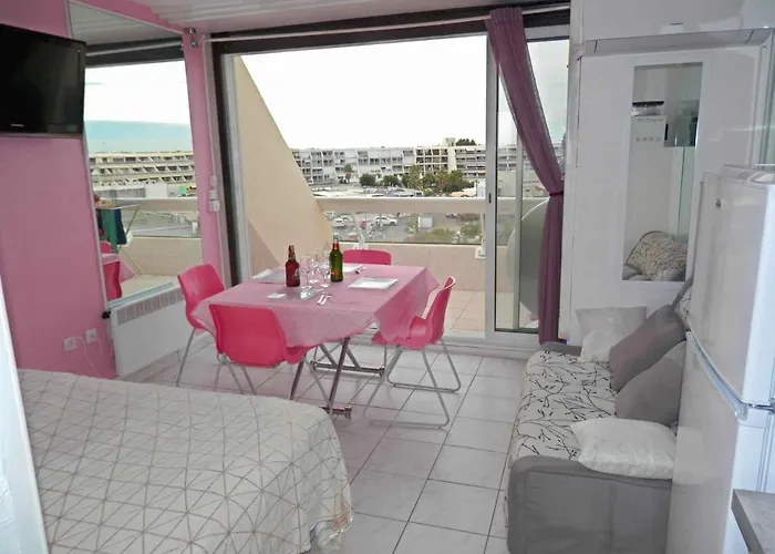 Naturiste * אגדה